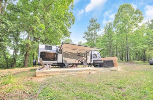 Lancaster House | Chestnut Camper