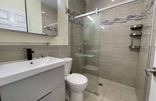 Inman Square Bed & Breakfast | Chez Pat in Cambridge