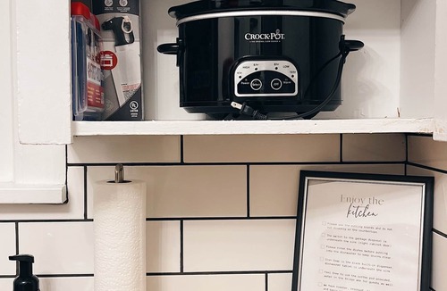Wichita House | Chic Bungalow Located In The Heart Of Wichita