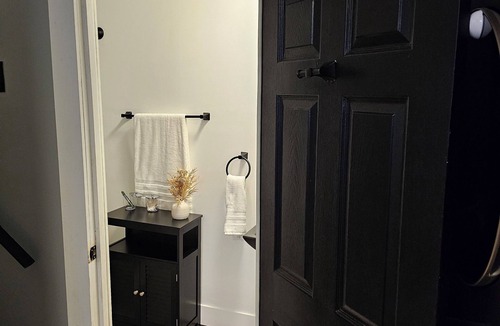 Cleveland House | Chic, Clean, Comfortable Luxury for all