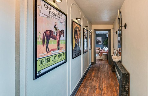 Elizabethtown Apartment | Chic Elizabethtown Apartment: Walk to Downtown!