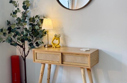 Back Bay Apartment | Chic Living on Newbury Street