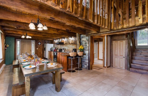 Lakeville House | Chickadee Pines at Secluded Cabins