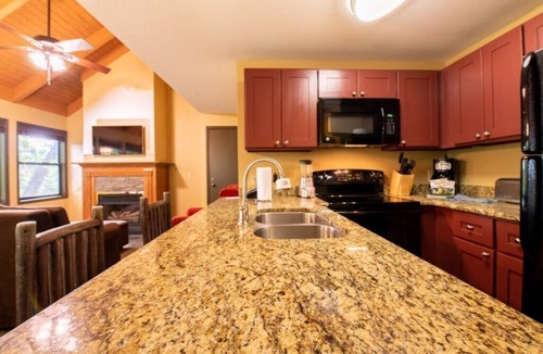 Wisconsin Dells House | Christmas Mountain Village - 2 Bedroom Townhome