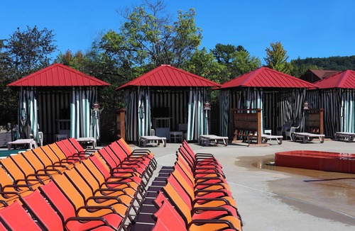 Wisconsin Dells Condo | Chula Vista Resort HUGE 3-Bedroom Condo INCLUDES FREE Waterpark Passes for All!