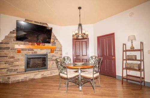 Wisconsin Dells House | Chula Vista Villa 2237