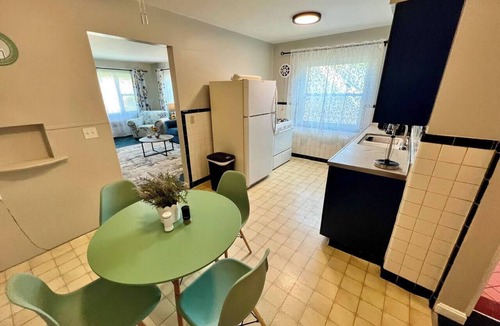 Westwood Apartment | Cincy Furnished Stays Joyful King 1 Bed Apartment 13 Minutes to Downtwn