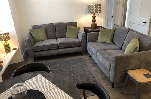 Inverness City Centre Apartment | City Apartment - No.2 May Court