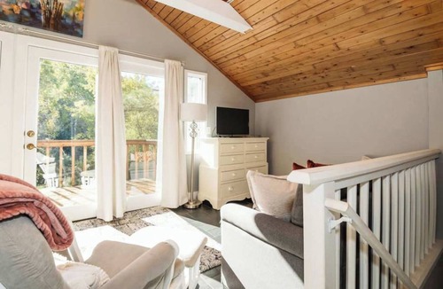 Boyne City Cabin | City Cabin; Hot Tub, 5 miles from Boyne Mountain!