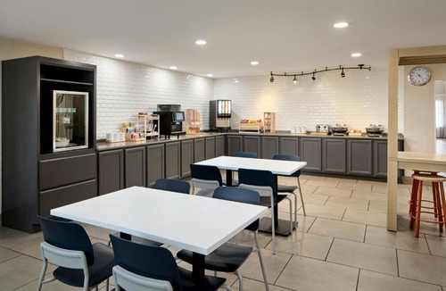 Jeffersontown Hotel | City Express by Marriott Louisville Southeast