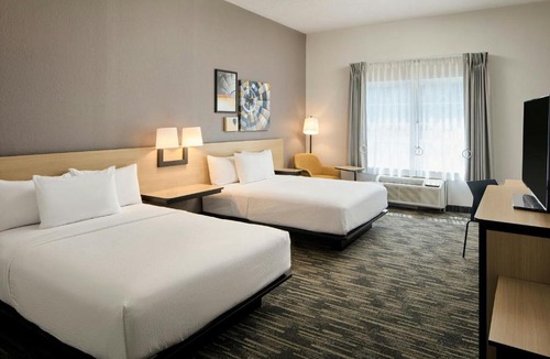 Jeffersontown Hotel | City Express by Marriott Louisville Southeast