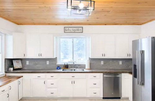Mio House | CJ Ranch - Spacious Up North Getaway on 55 acres
