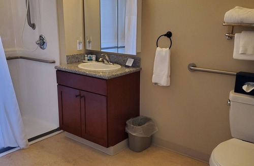 Williston Hotel | Clarion Hotel & Suites Williston