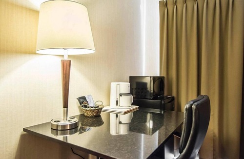Campbellton Hotel | Clarion Pointe