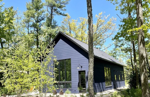 Glen Arbor Ski Chalet | Clarity House in Downtown GA, with Hot Tub, and No Cleaning Fee