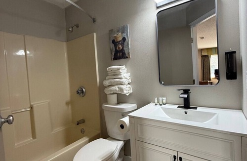 Nisswa Bed & Breakfast | Clark Lake One-Bedroom Suite | Gull Lake Chain