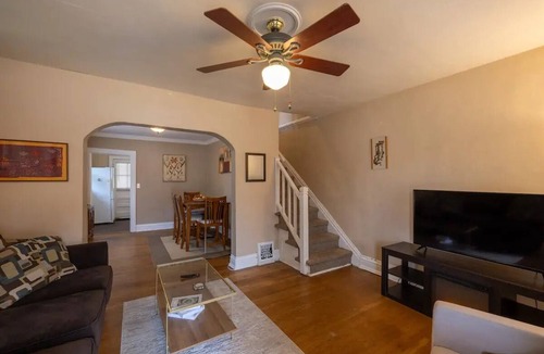 Clifton Heights House | Classic City Townhouse! safe, quite and great location!