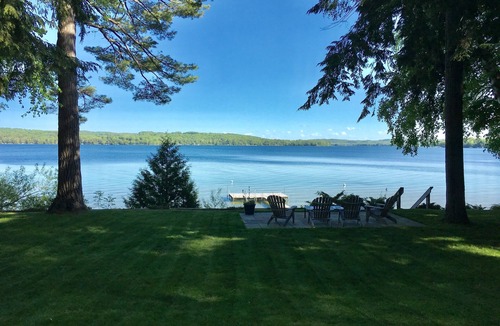 Leland House | Classic Lakefront 5 BR House on N. Lake Leelanau