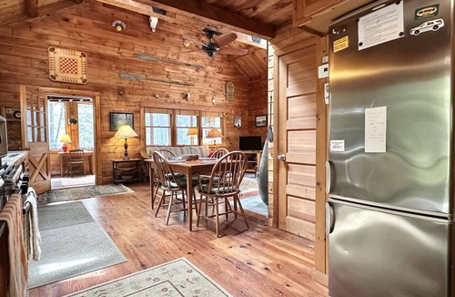 Mount Desert Cabin | Classic Maine 2BR Cabin in Center of MDI! Pet Friendly [Birdsong]