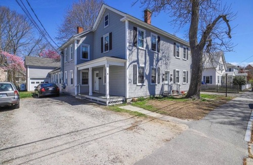 Brunswick Apartment | Classic New England 1st Floor 3 BR Downtown Brunswick