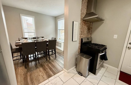 Mount Washington House | Classy 4bed 2 bath Mt Washington