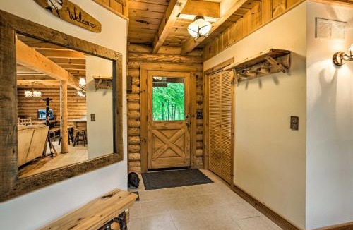 Jackson House | Classy Home w/Hot Tub: 2 Mi to Lake Access!