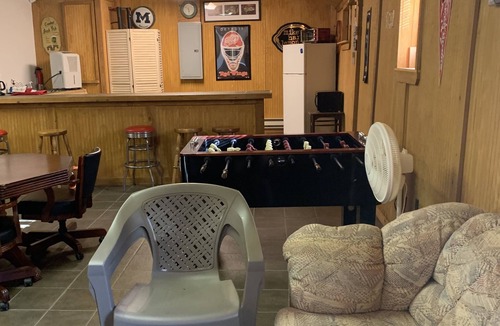 West Branch Cabin | Clear Lake Lodge #2 * Plenty of Parking * Close to Lake and Bar