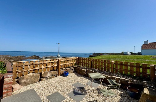 Cullercoats House | Cliff Haven, Sea View Holiday Home.