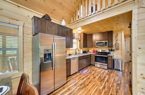 Primrose Cabin | Cliffview Resort Lakefront 4BR, 3BTH- No Smoking/Pets. Fishing Dock, Game Rm.