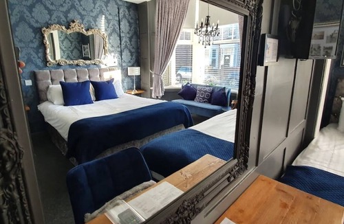 South Shields Bed & Breakfast | Clifton Guest House