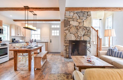 East Orleans House | Close to Nauset Beach!
