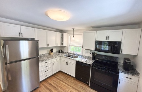 Peace Dale House | Close to URI and quaint downtown Wakefield. Fall dates just added.