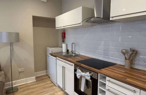 Alexandria Apartment | Cosy 1 Bedroom Flat in Alexandria