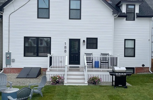 Biddeford House | Coastal 4BR Retreat Minutes from Biddeford Beaches