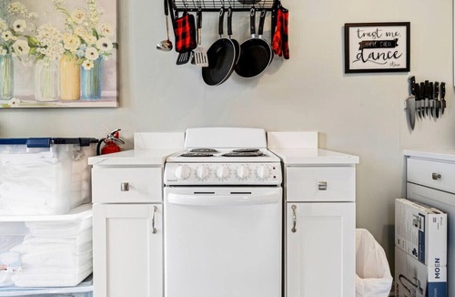 Ocean Park Apartment | Coastal Charm Beachside Retreat