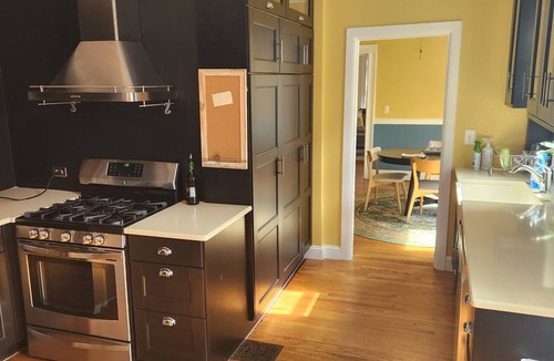 Swampscott Condo | Coastal Charm – Walk to Beach or Train!