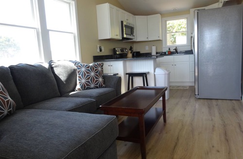 Snug Harbor Cottage | Coastal Cottage located in Pointview Marina on Great Salt Pond, Rhode Island