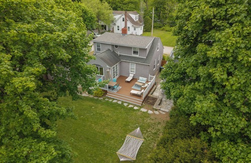 Scarborough House | Coastal Home Fenced Yard Minutes to Beaches