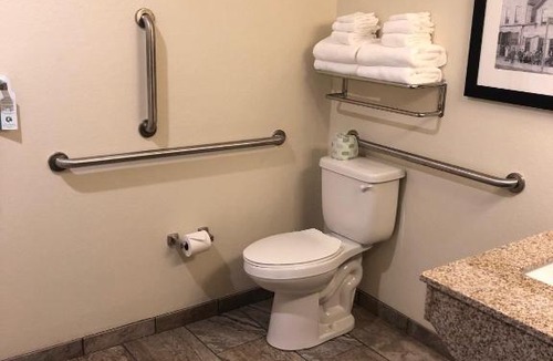 Ashland Hotel | Cobblestone Inn and Suites - Ashland