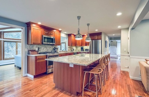 West Falmouth House | Colonial Ave · Biking and Beach Cape Paradise