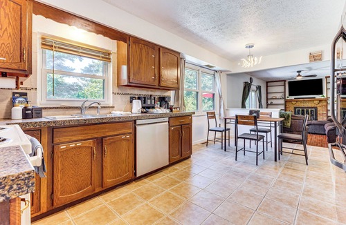 Pickerington House | Columbus Area Home Base for Work & Extended Stays