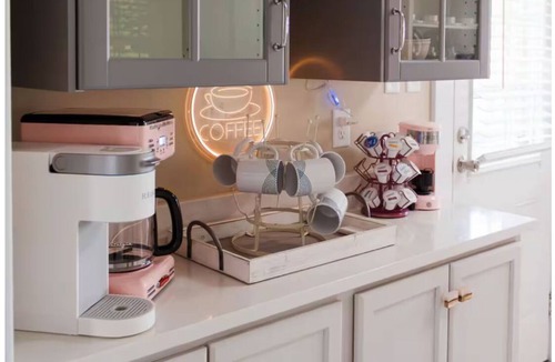 Harrodsburg House | Come home to Lucille’s! This is your special place