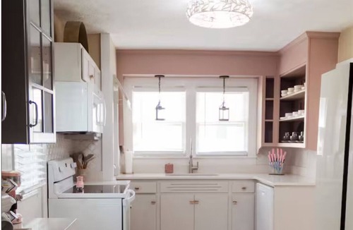 Harrodsburg House | Come home to Lucille’s! This is your special place
