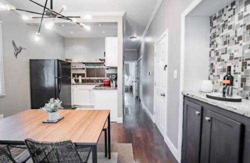 Near Northside House | Comfort and Cozy 1BR Getaway