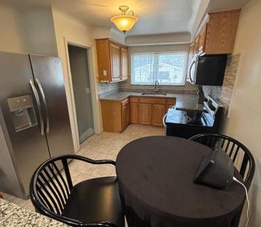Roseville House | Comfort at the Ville