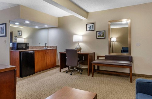 Dearborn Hotel | Comfort Inn Near Greenfield Village