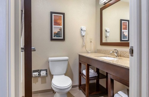 Dearborn Hotel | Comfort Inn Near Greenfield Village