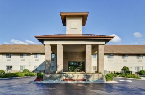 Okemos Hotel | Comfort Inn Okemos - East Lansing