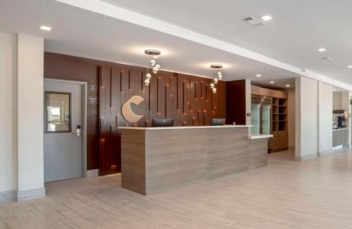Destin Hotel | Comfort Inn & Suites Destin near Henderson Beach