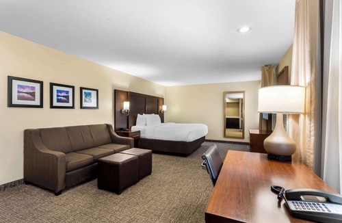 Greeley Hotel | Comfort Inn & Suites Greeley